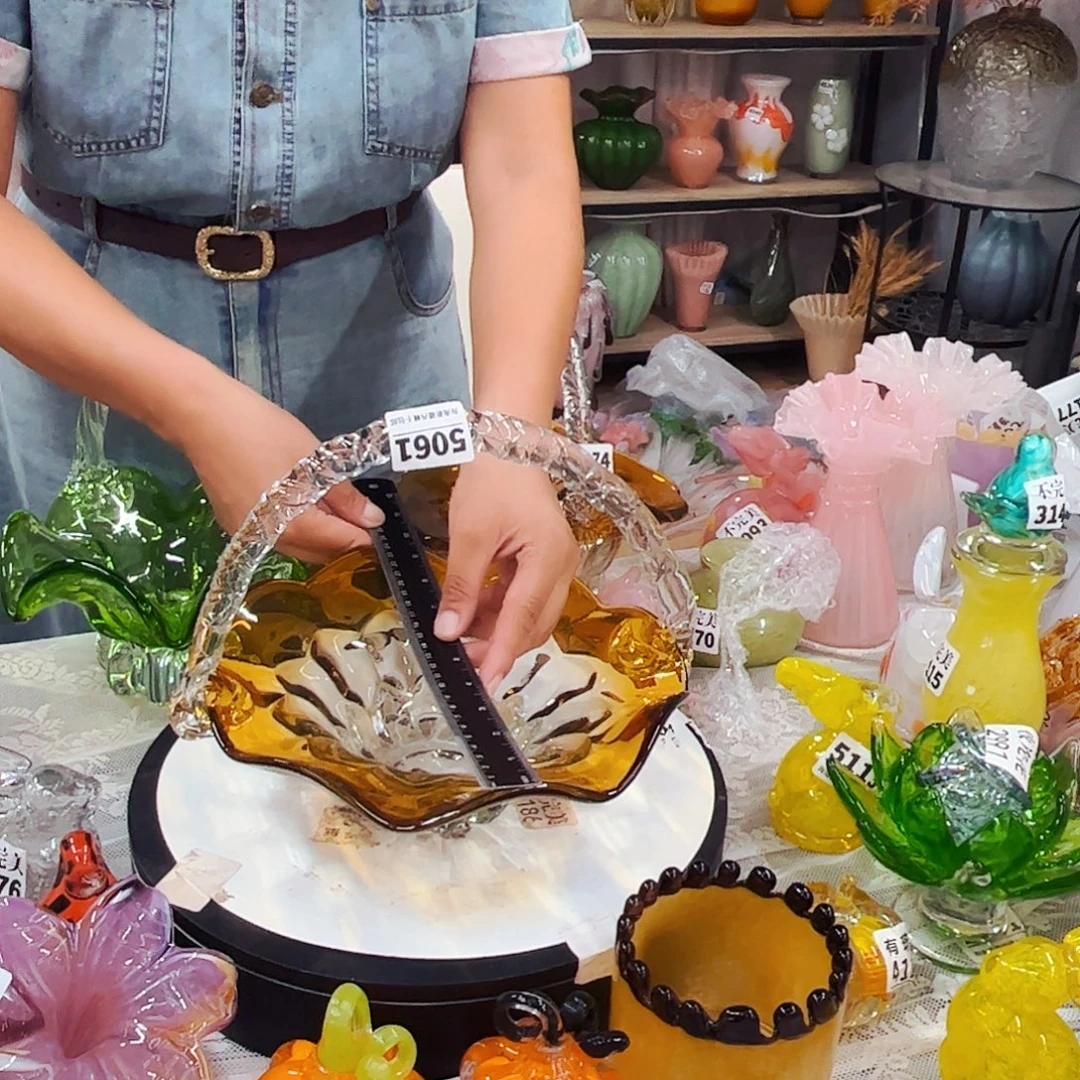 5061 家悦琉璃工艺品