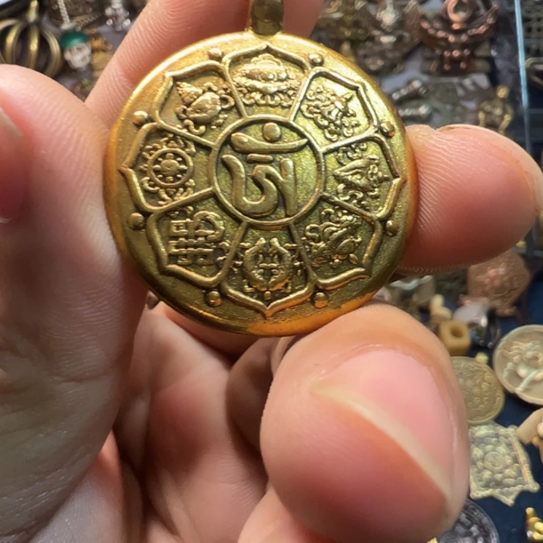 彩***巾啊哈哈真的好喜欢这个风格