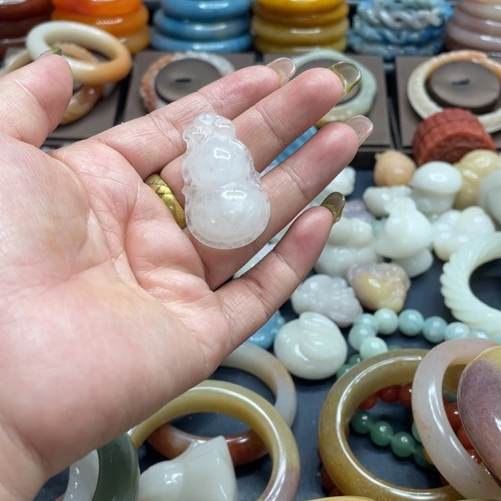 合金手链石英质玉