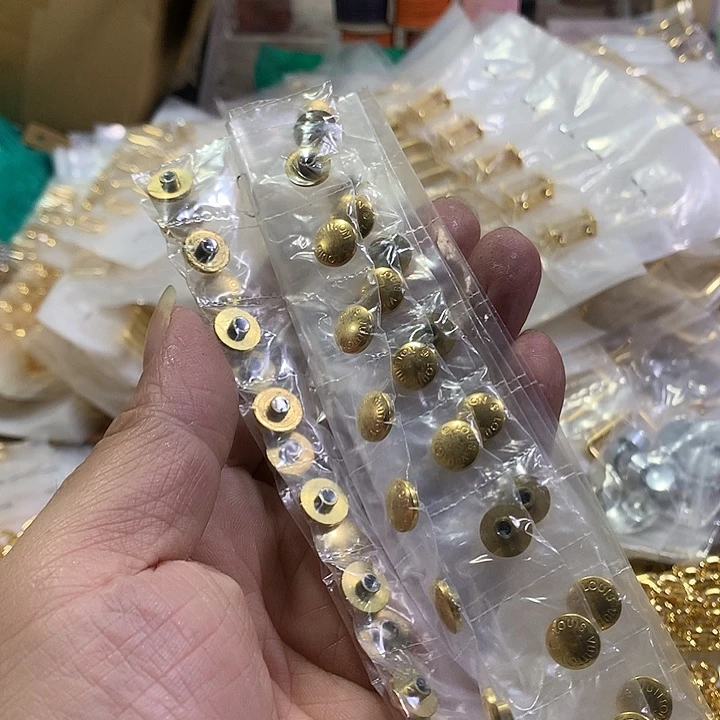 无纺布驴家1.0曲面上螺丝钉10个