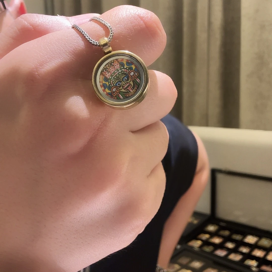 装裱画扎基拉姆1.5一个。