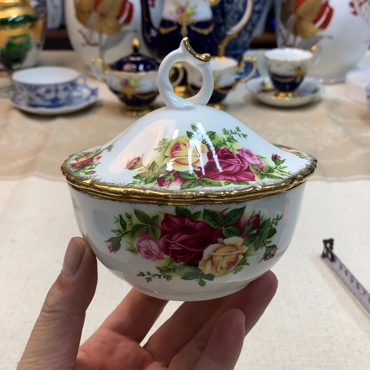 紫砂金瓷阁精品瓷器店