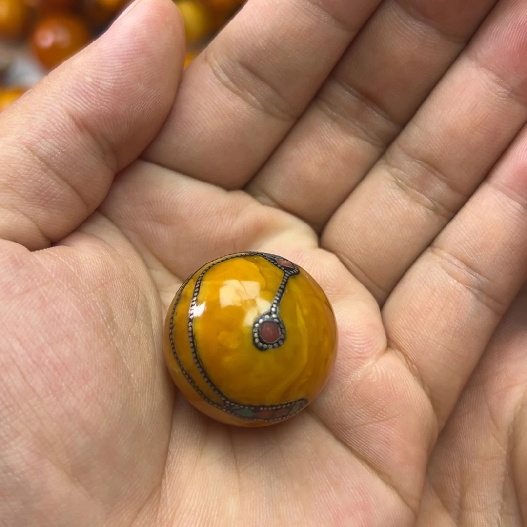 未镶嵌吊坠(不含链)蜜蜡