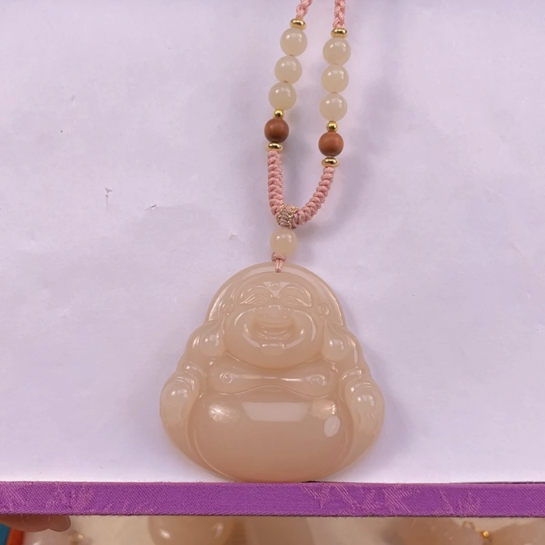 和田玉吊坠(不含链)未镶嵌陈***?