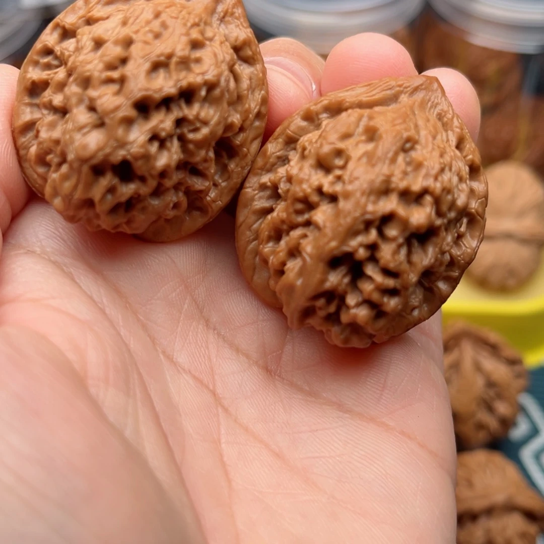 【闪购商品】桃木文玩核桃手把件37观音肚