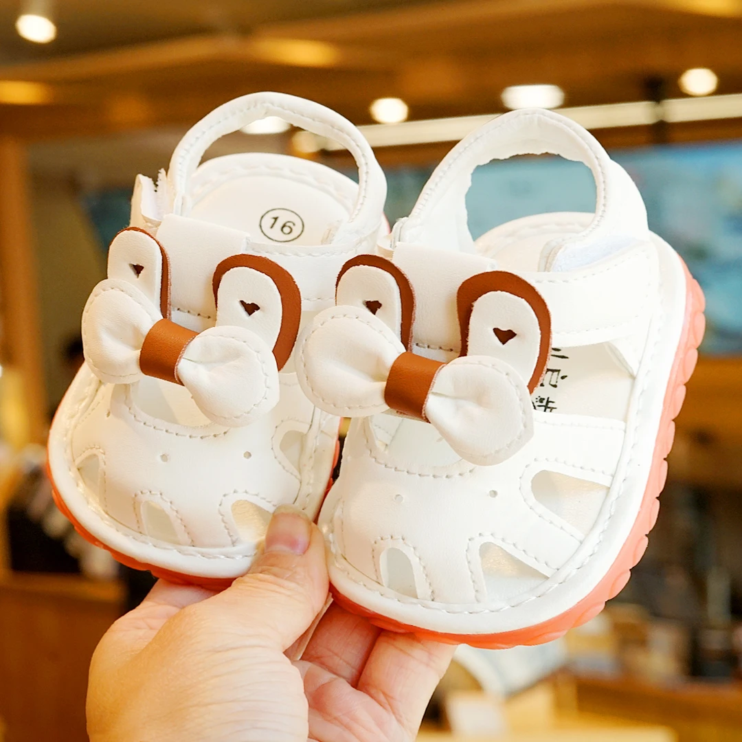 学步鞋夏季新款凉鞋初学者宝宝鞋子1-2岁婴儿鞋子软底防滑叫叫鞋