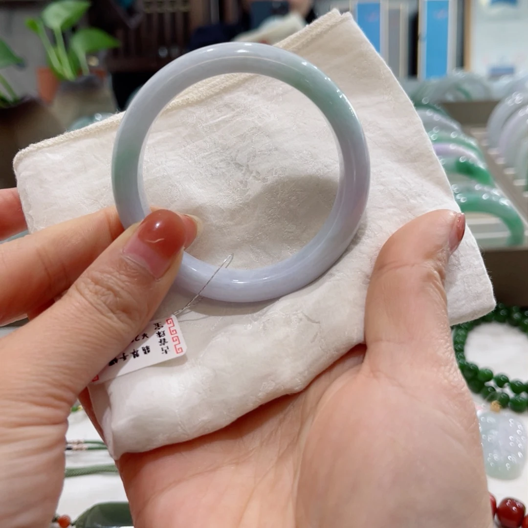 【闪购商品】未镶嵌手镯翡翠52-54圈口