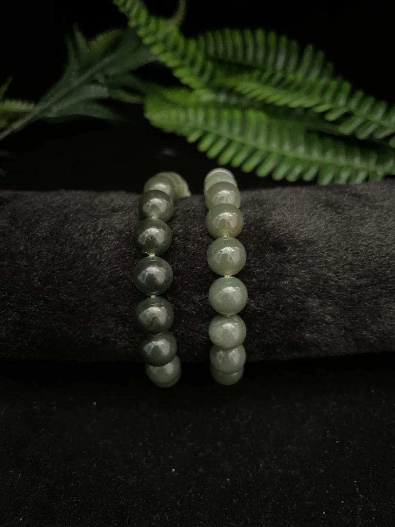 和田玉蓝男女款手串单圈玉绿色渐变