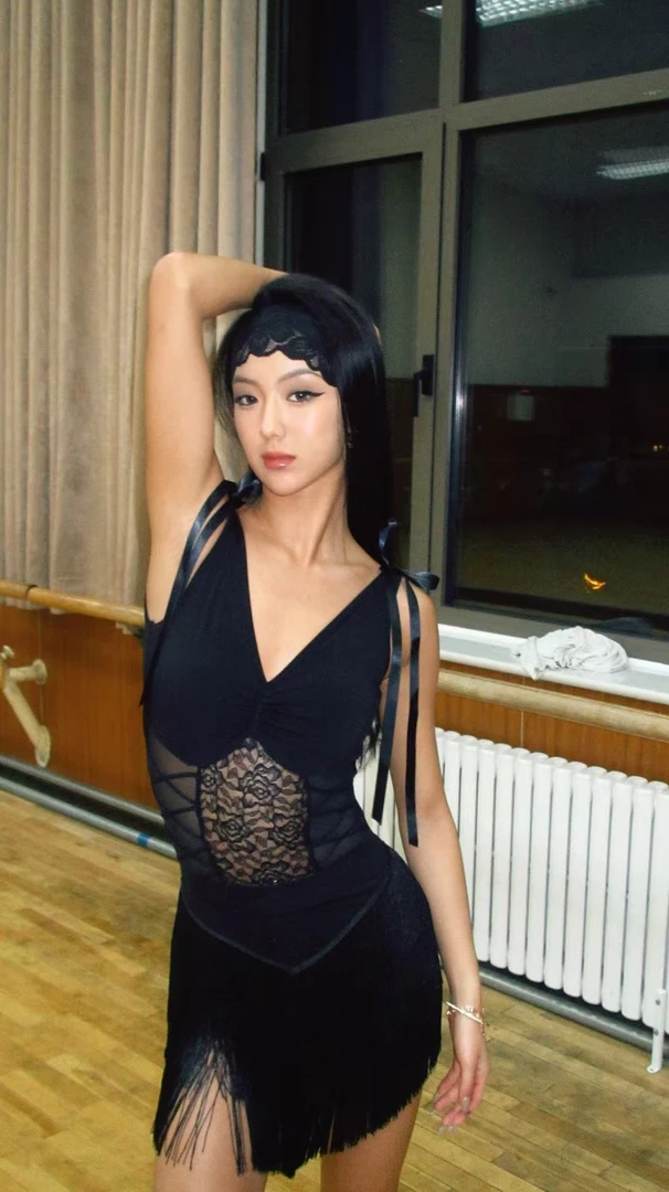 流苏拉丁舞赛服古风流苏拉丁舞服套装拉丁舞练功套装洋气摩登服装