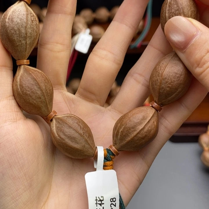 法***利吊坠橄榄核1111111