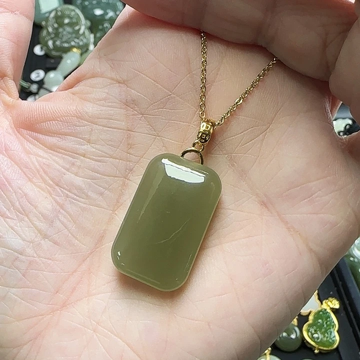 吊坠(赠链)银S925镶嵌和田玉