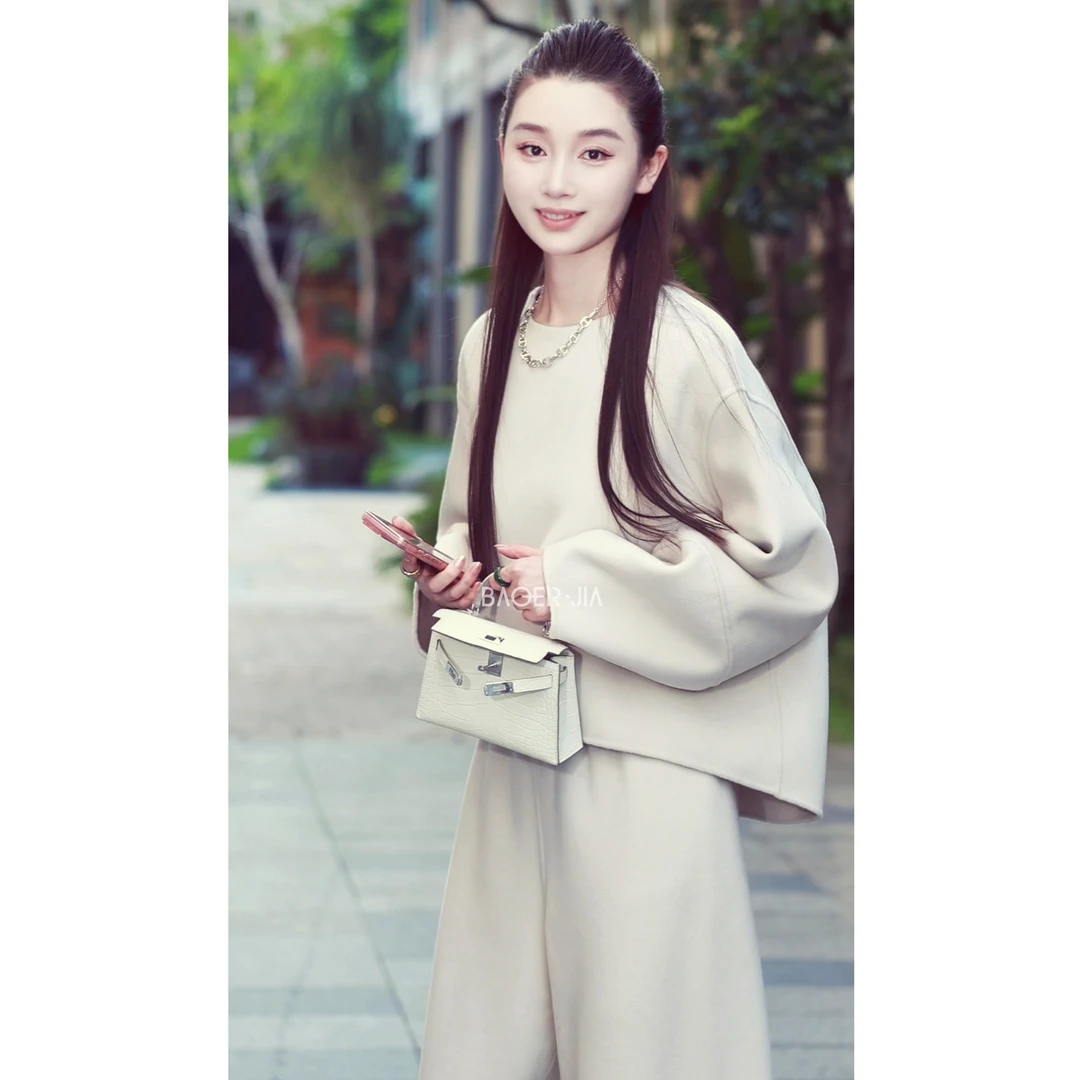 88-宝儿家含幂BV93825308早秋新款细腻羊毛羊绒舒适气质极简毛衫