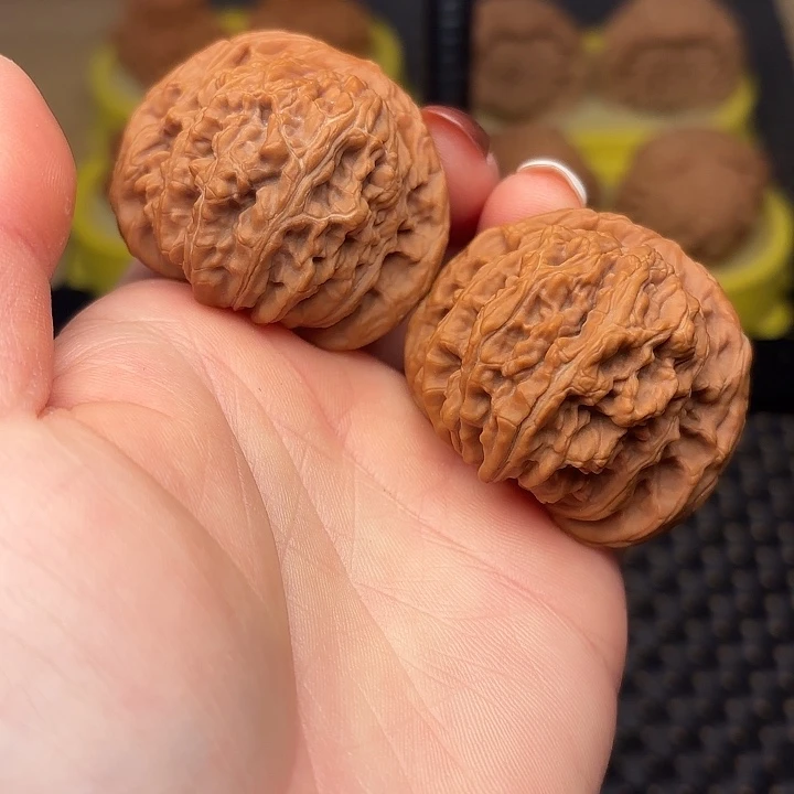 吊坠文玩核桃43红皮四座楼