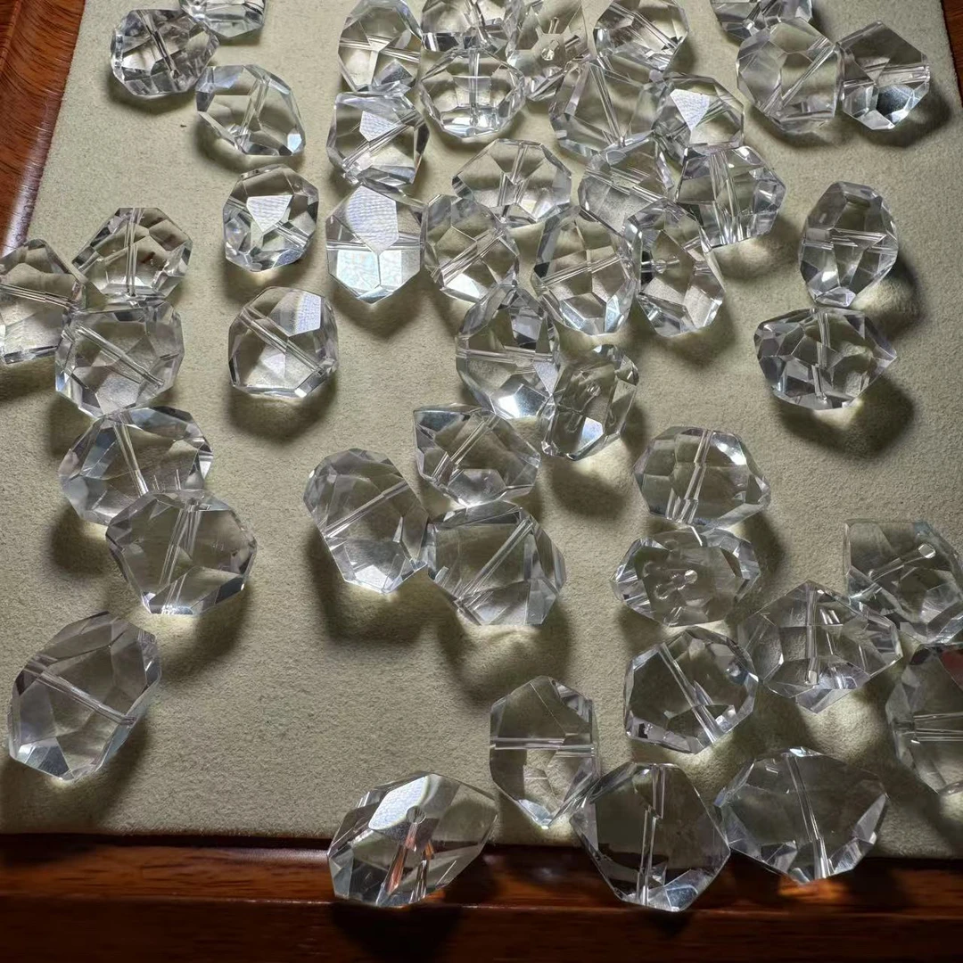 A09白水晶切面腰孔卡约13*18