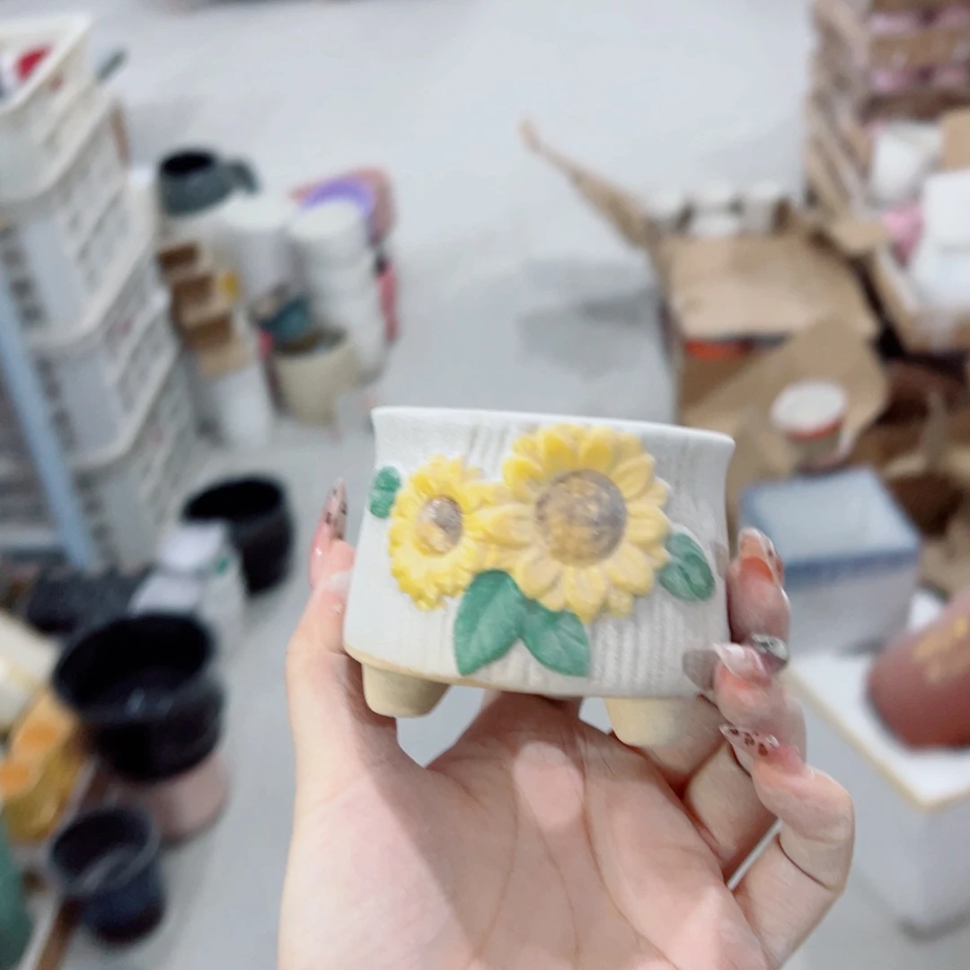 满10米包邮发货，默认打孔发货，不打孔联系客服备注。