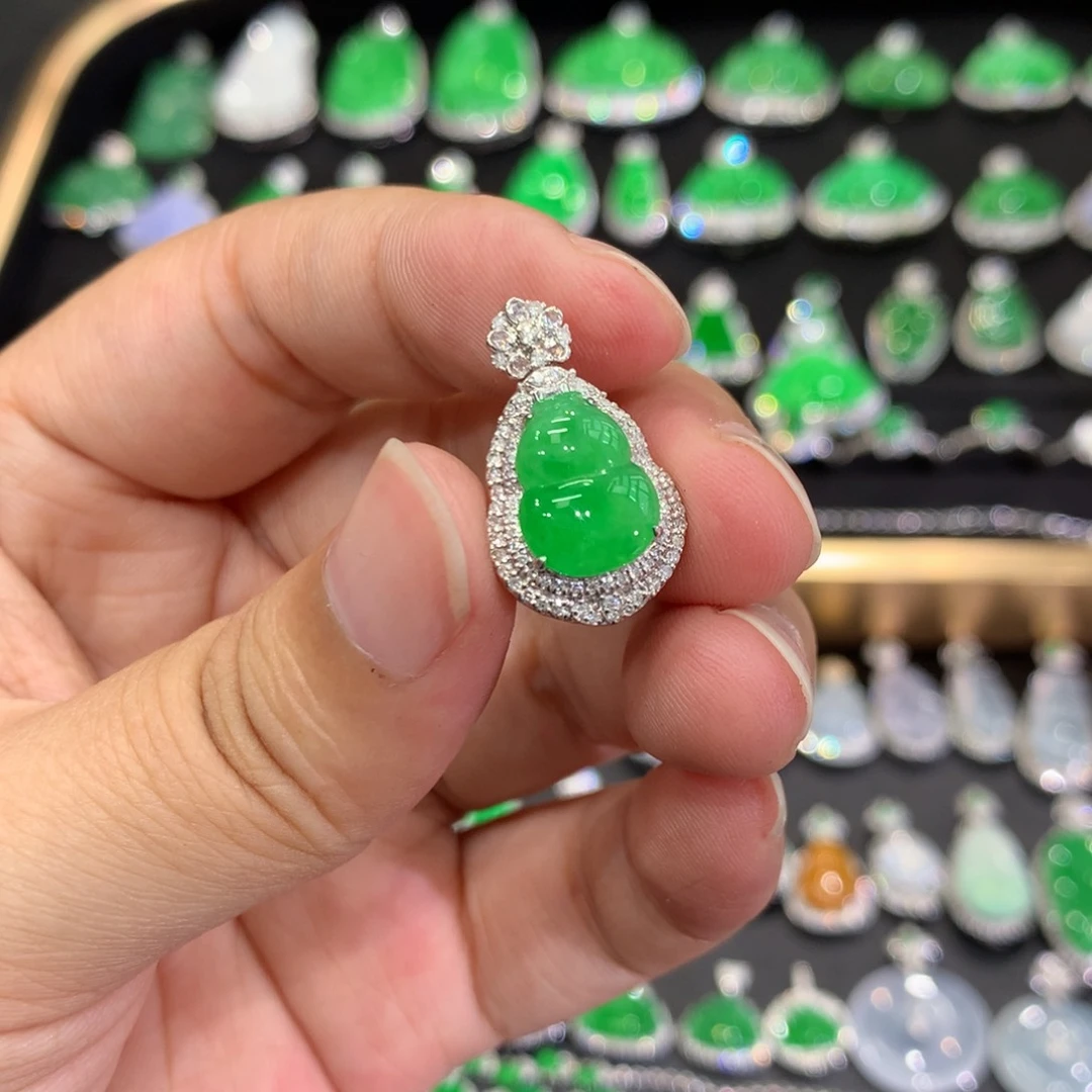 翡翠18K金镶嵌吊坠(不含链)吊坠