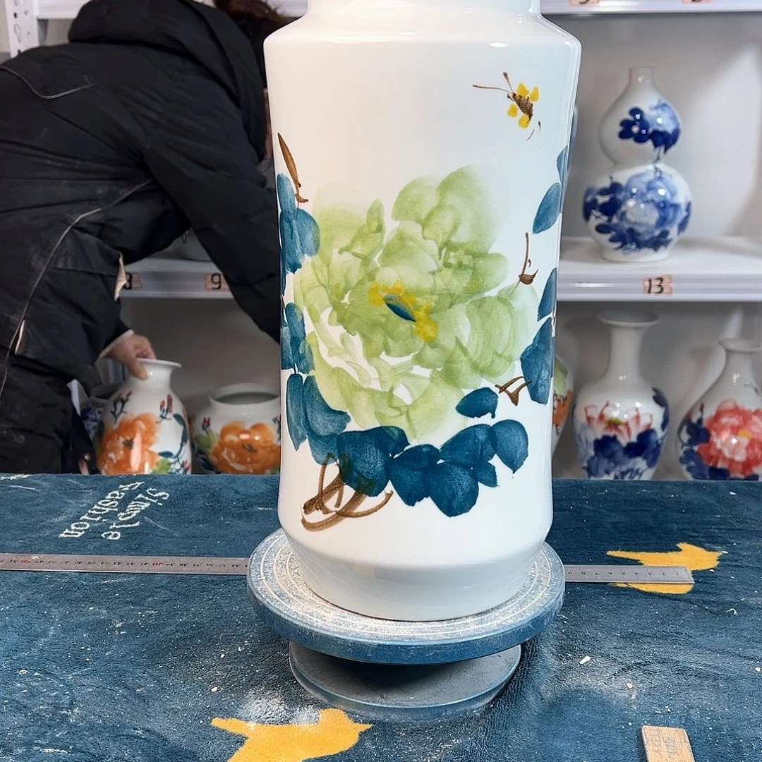 摆件景德镇陶瓷书绿牡