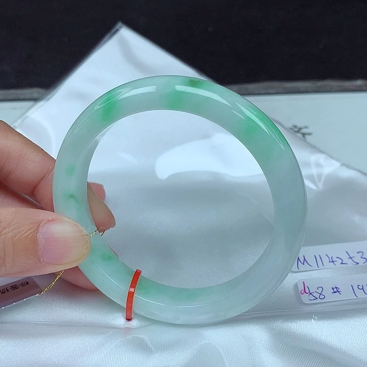 翡翠未镶嵌手镯58圈4253