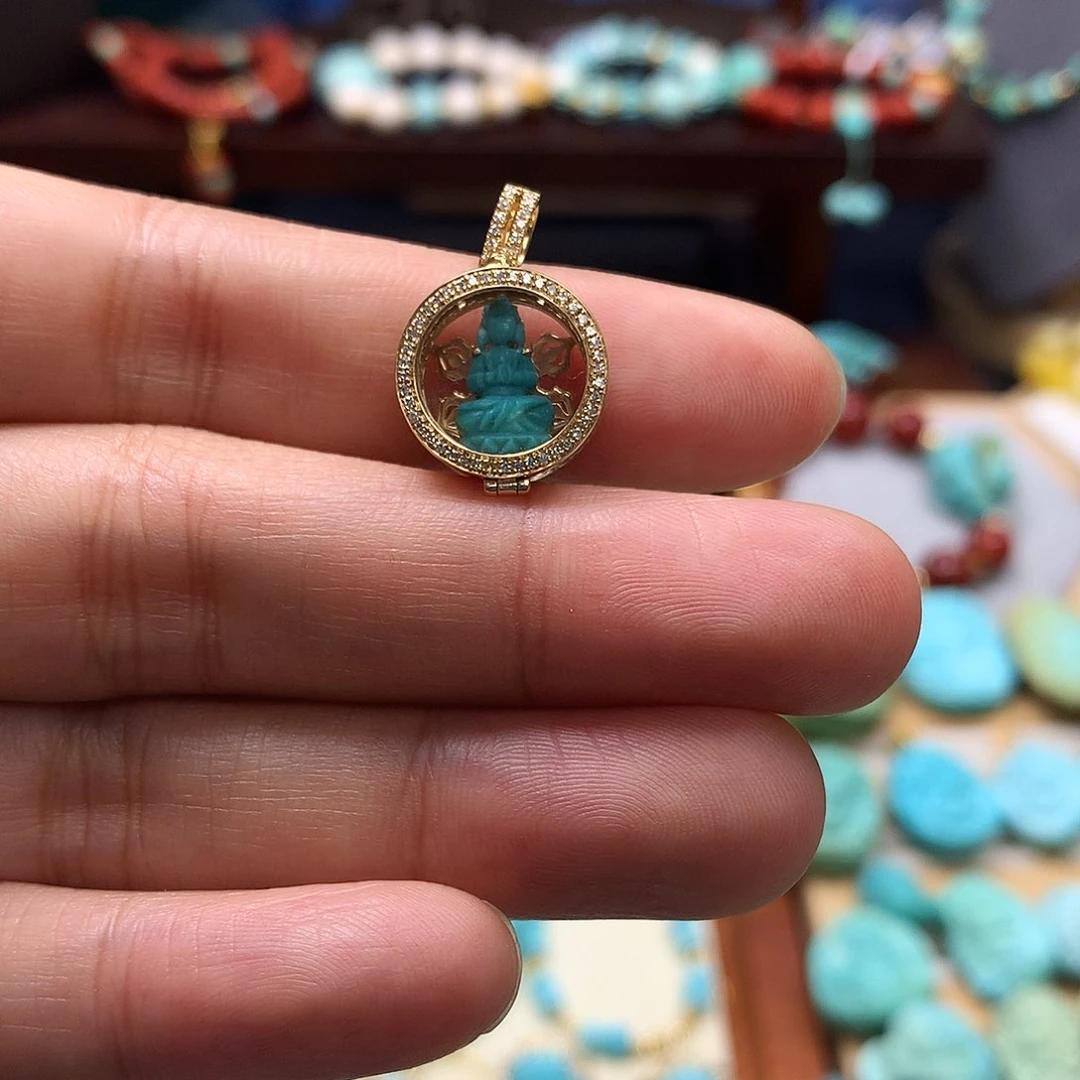 18K金镶嵌绿松石挂件