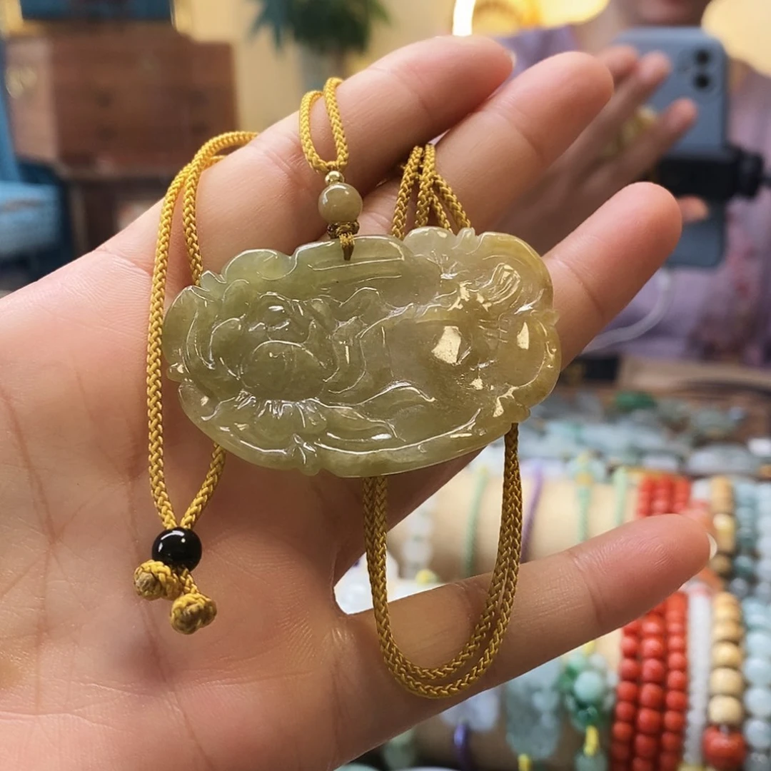 翡翠挂件未镶嵌翡翠挂件