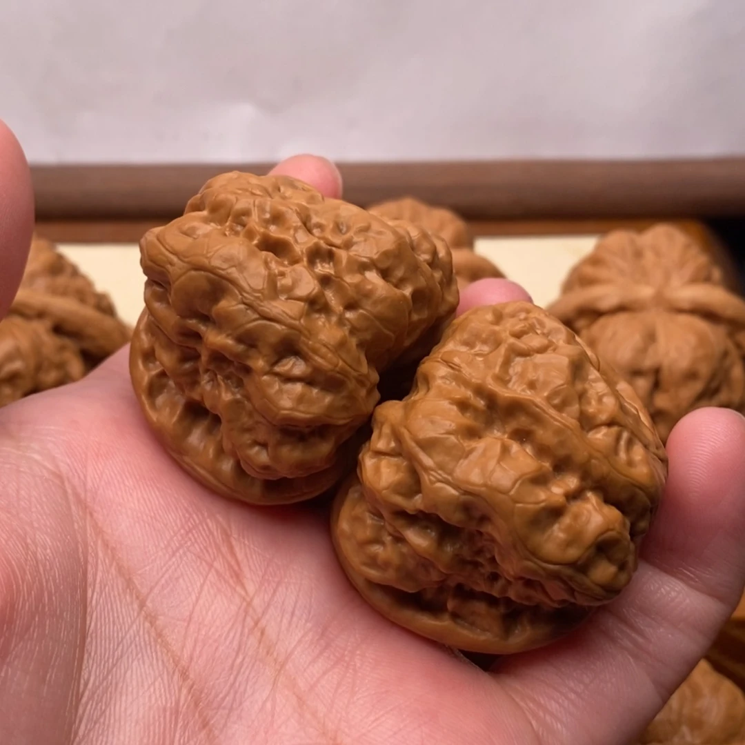 【闪购商品】把件文玩核桃8***兴边40左右