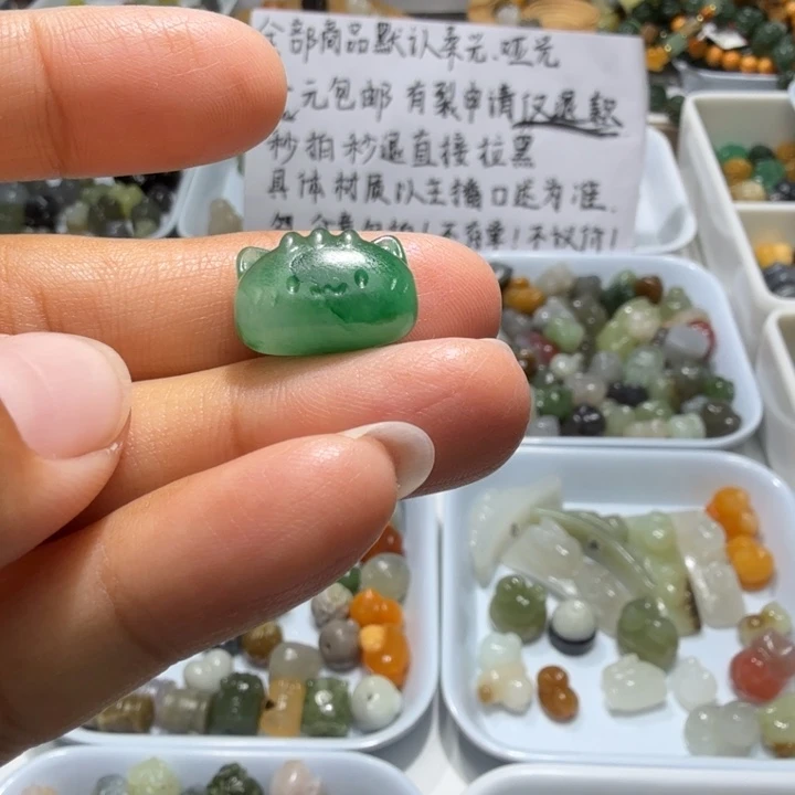 和田玉未镶嵌珠宝奇石