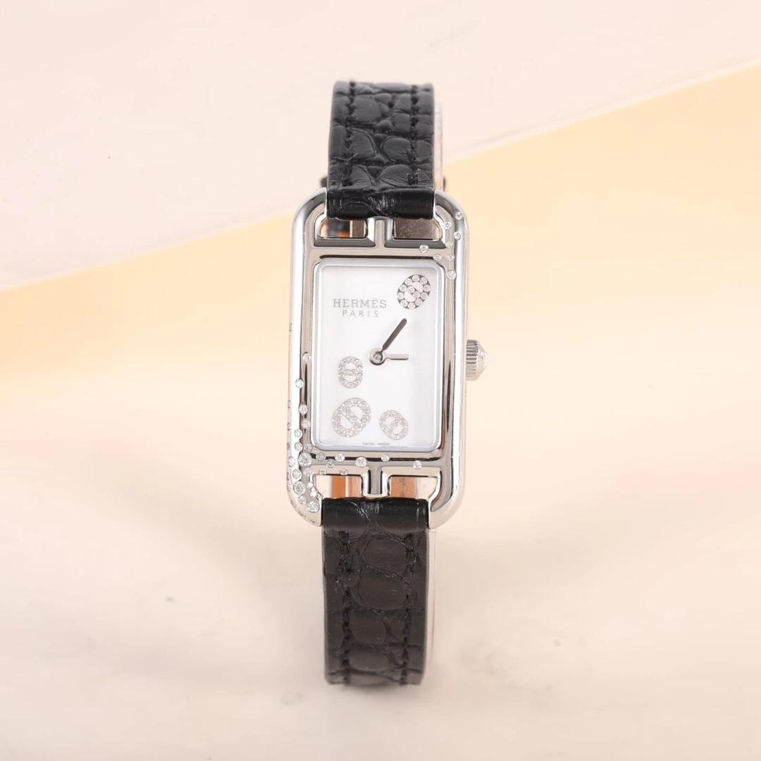 99新 Hermes/爱马仕 【小花念念】小号 钻面表盘 石英腕表
