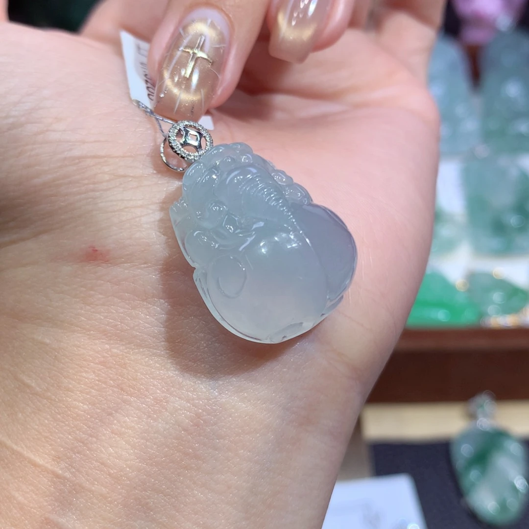 吊坠(不含链)18K金镶嵌翡翠