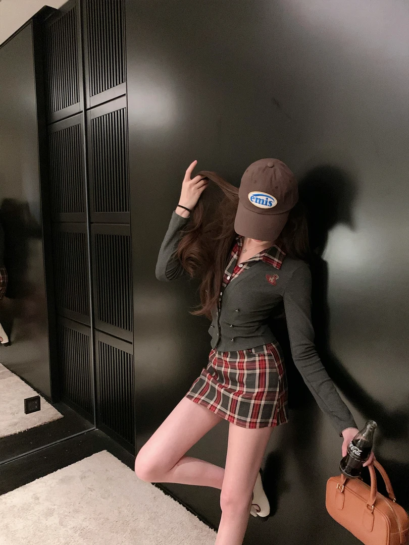 赵辰晨 辣妹格纹时尚套装女春秋款修身显瘦假两件开衫短裙两件套