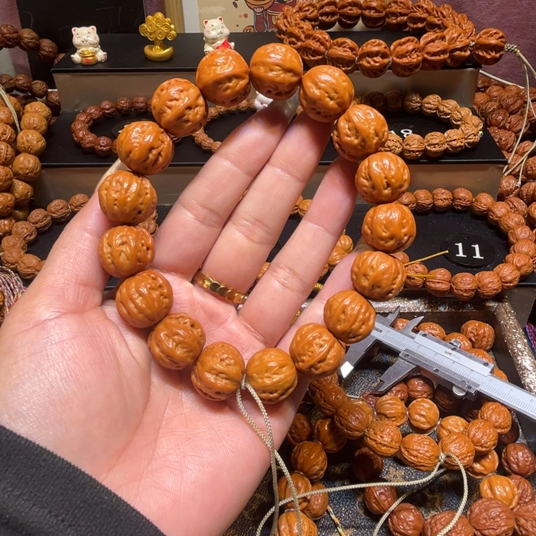 幸****手串文玩核桃精品