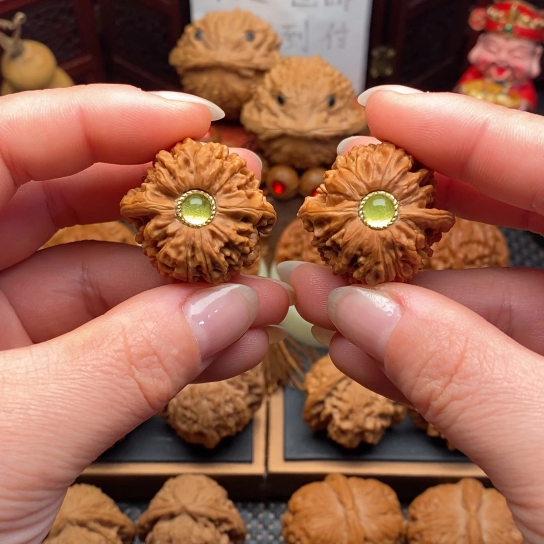 把件文玩核桃镶底小官帽手捻32.5尺