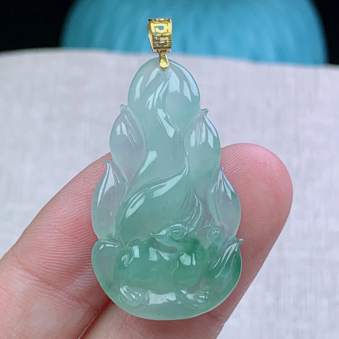 缅甸天然翡翠A货36.2-21.2-5.7玉石冰种飘花九尾狐吊坠礼物