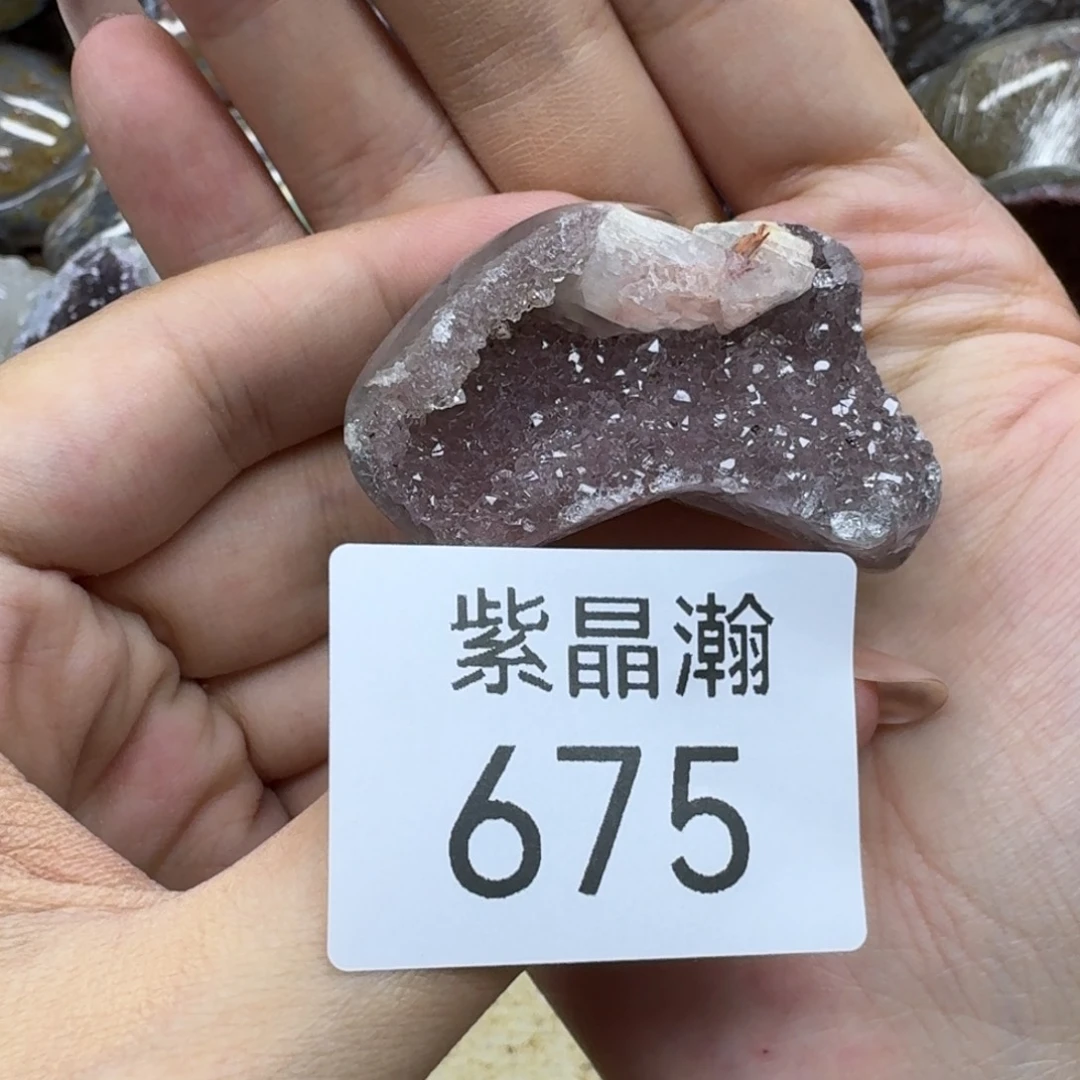 未镶嵌水晶大型摆件（非配饰）