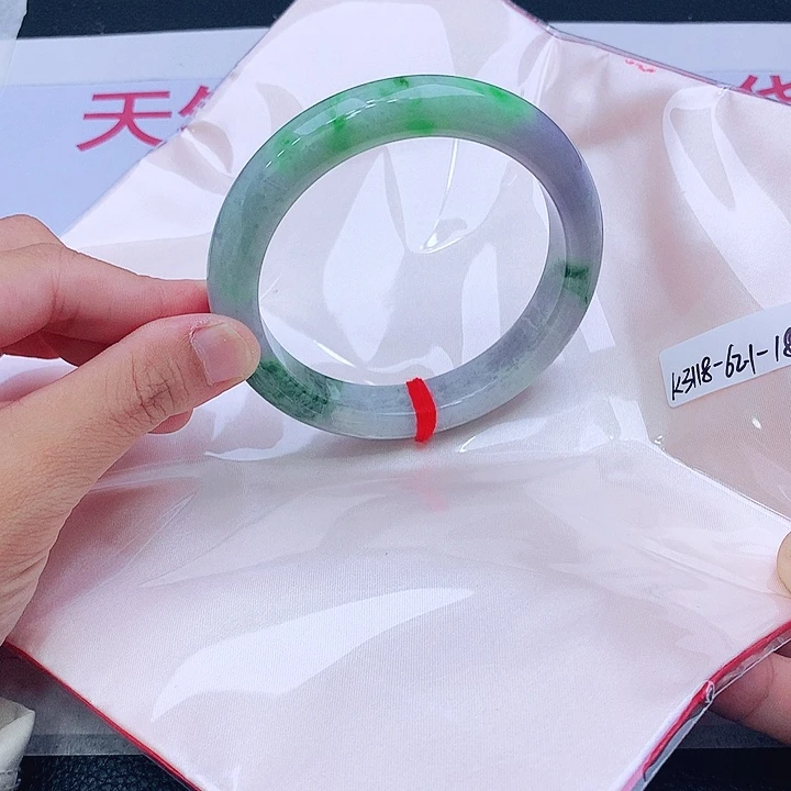 未镶嵌手镯翡翠翡翠