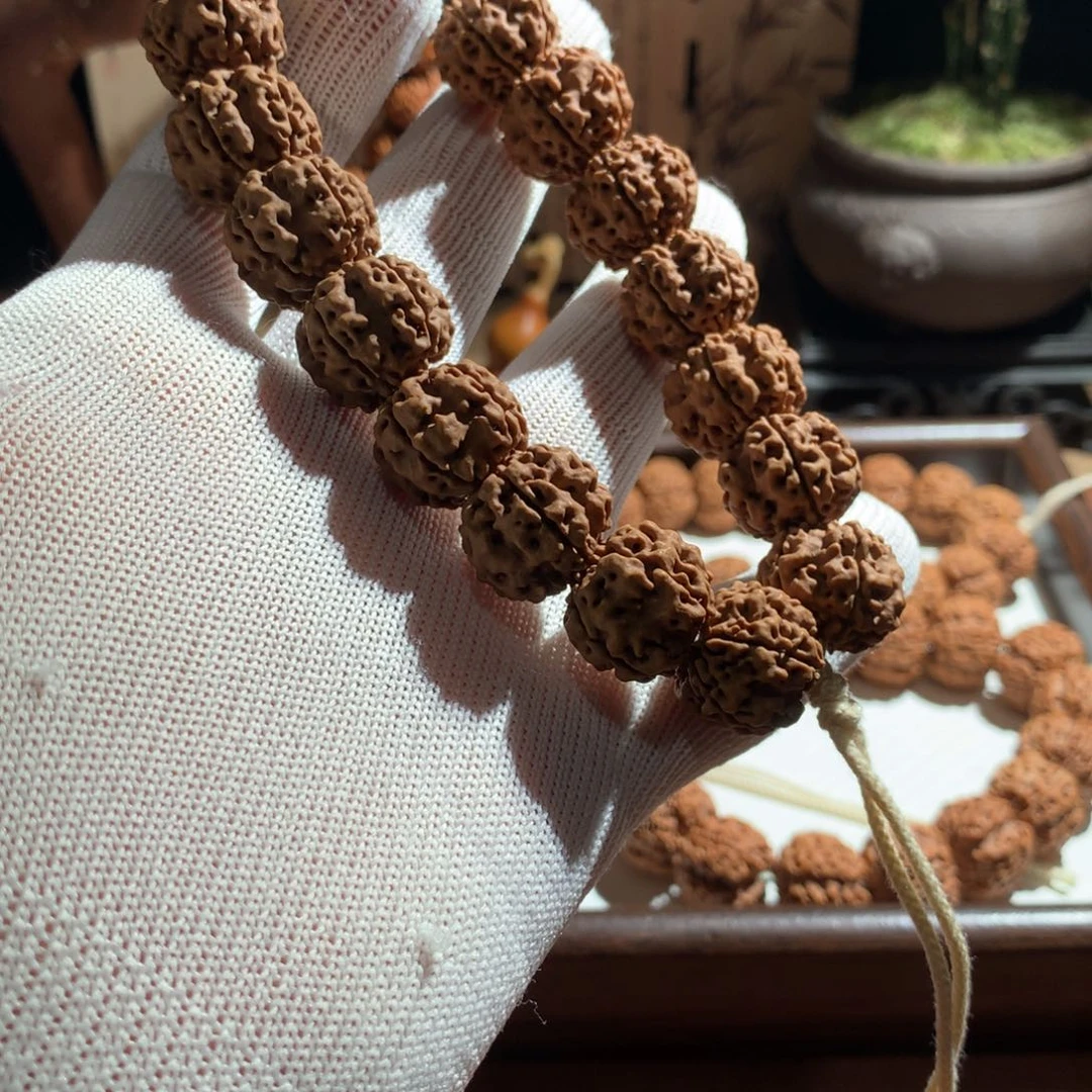 江***画金刚菩提吊坠帝王花18