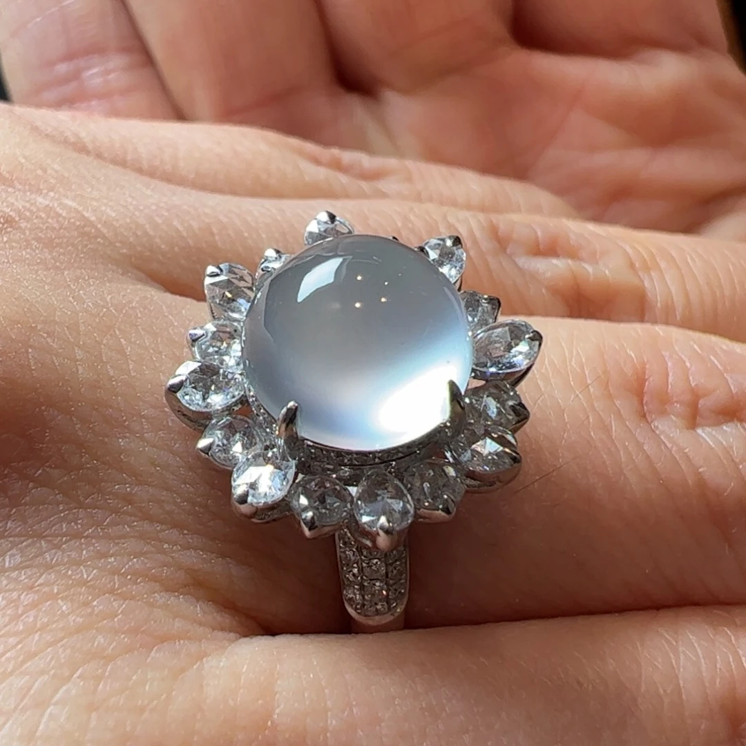 翡翠戒指18K金镶嵌缅料天然翡翠A货