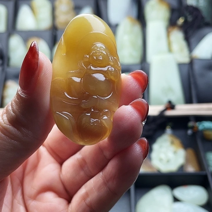 和田玉（糖玉）未镶嵌挂件