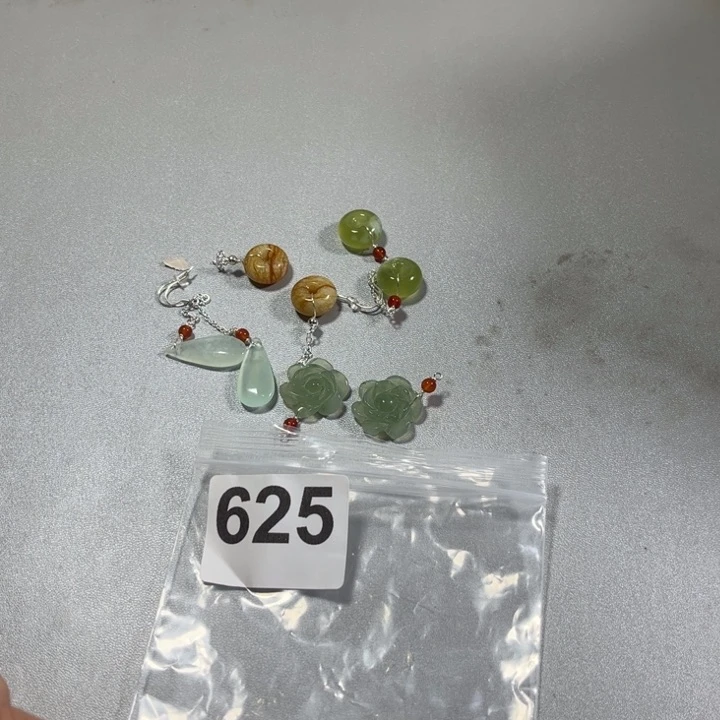 蛇纹石玉未镶嵌天然岫玉耳环耳饰玉*姐