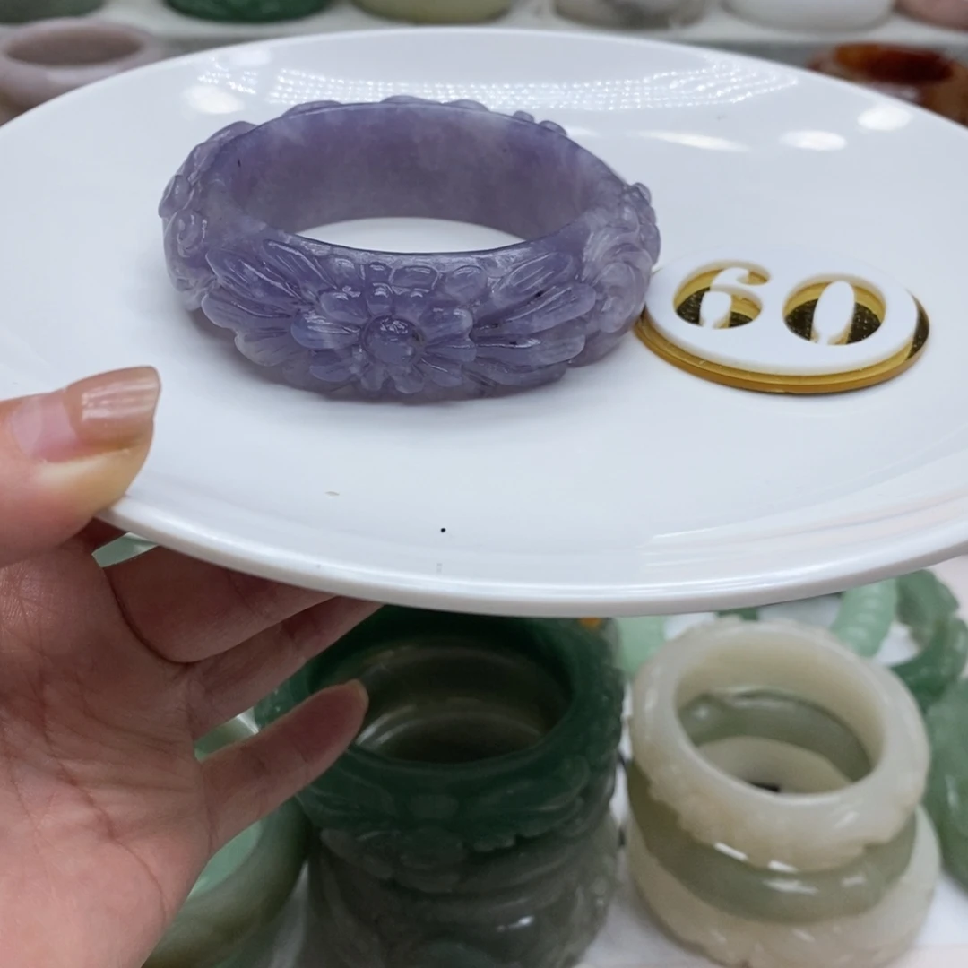 石英质玉未镶嵌手镯