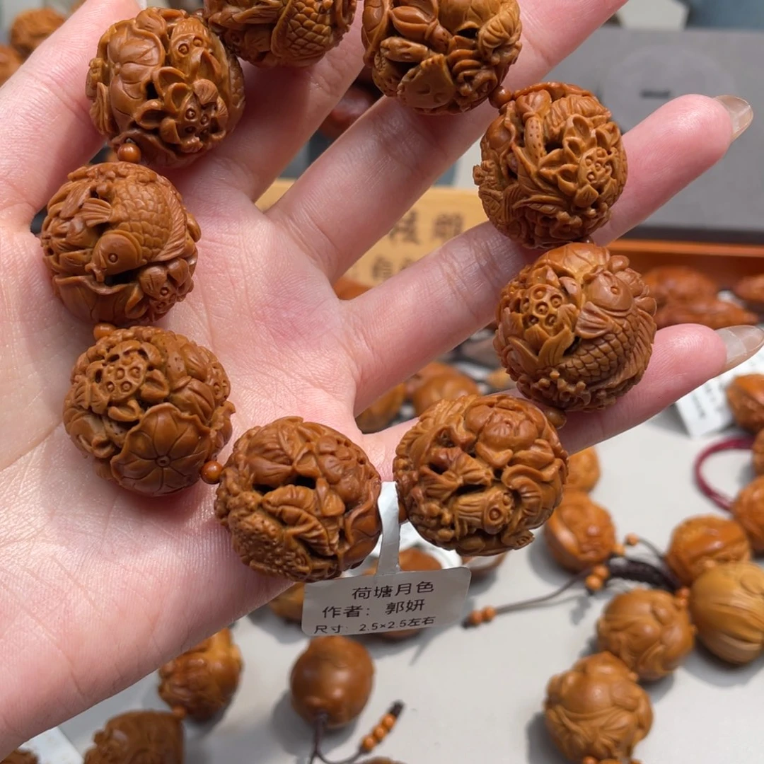 练***习橄榄核手串/手链荷塘月色