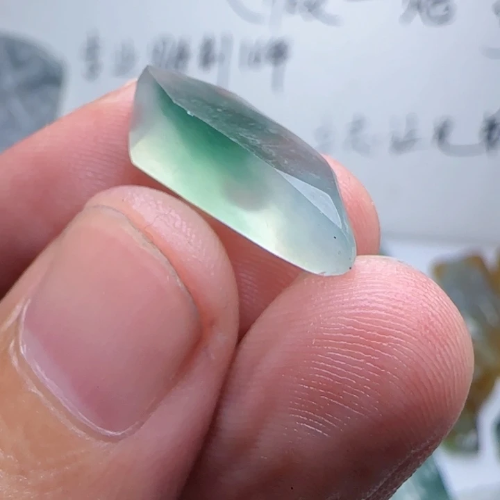 未镶嵌定制翡翠不包工