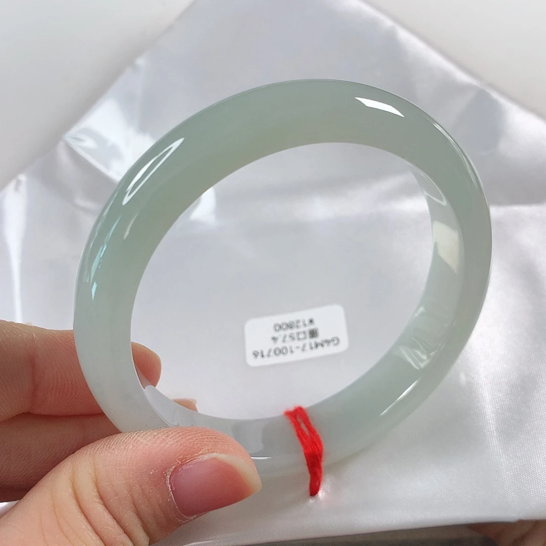 翡翠手镯未镶嵌①⑦②