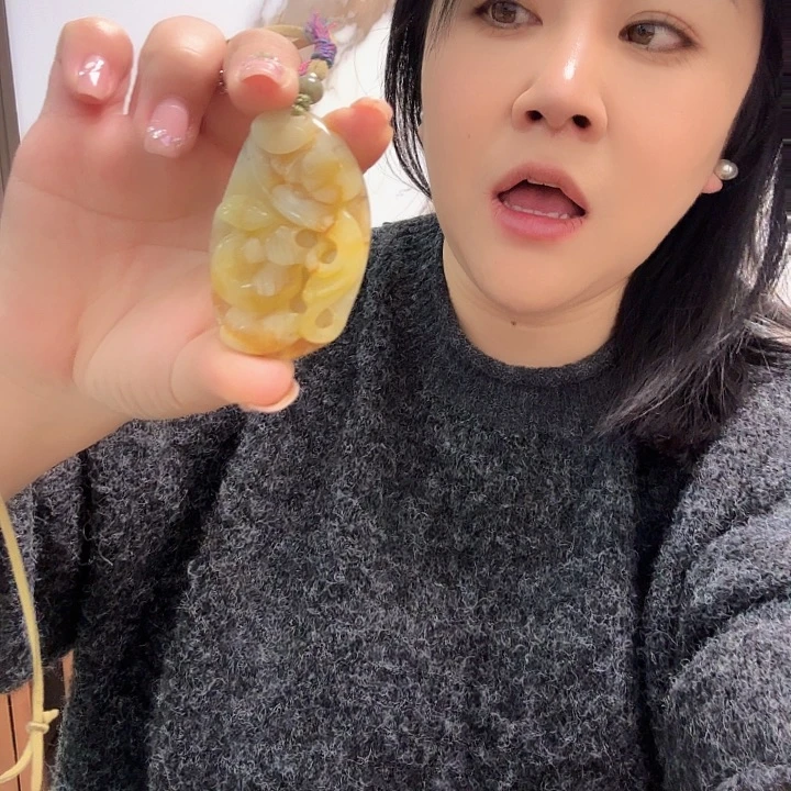 蛇纹石玉合金颈饰