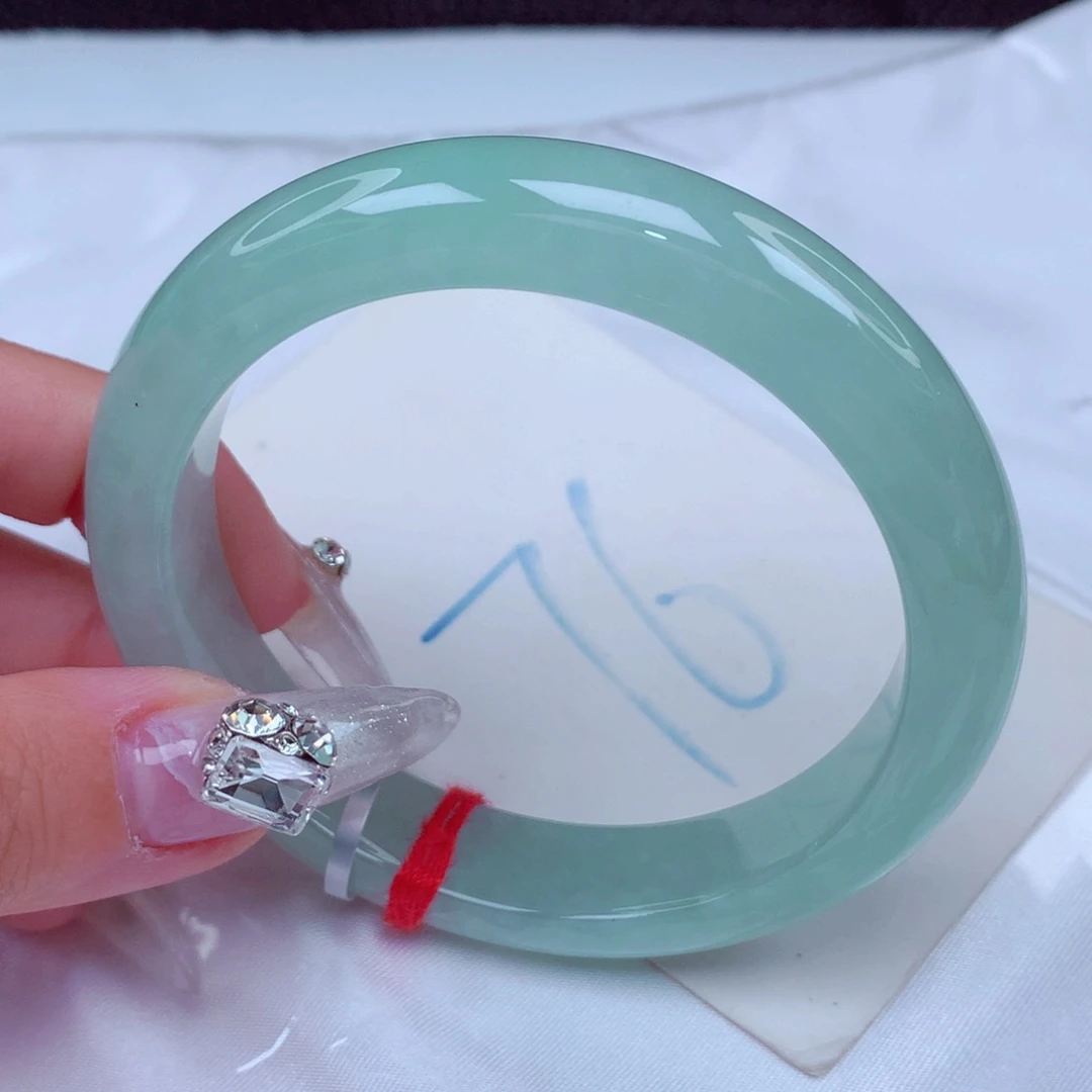 翡翠手镯未镶嵌天然缅甸翡翠A货手镯