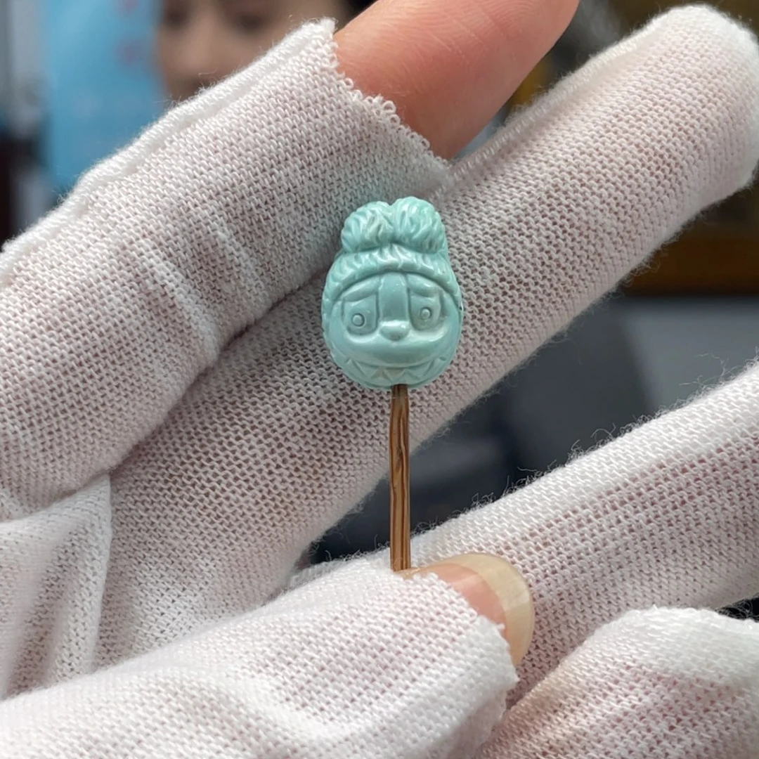 绿松石未镶嵌挂件