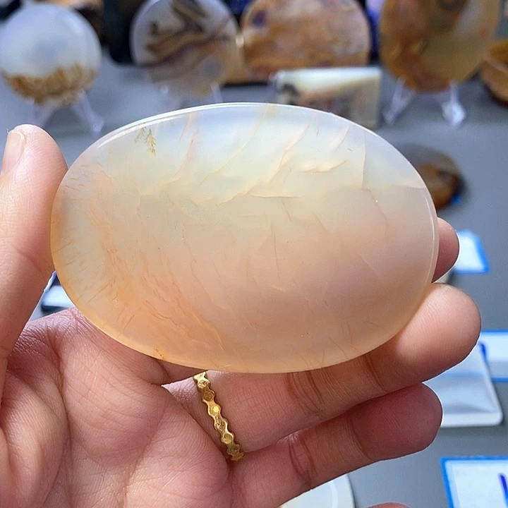 玛瑙/玉髓未镶嵌珠宝半成品