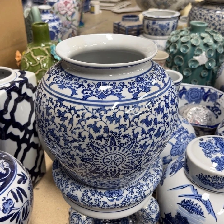 微瑕陶瓶。。。。。。。。。