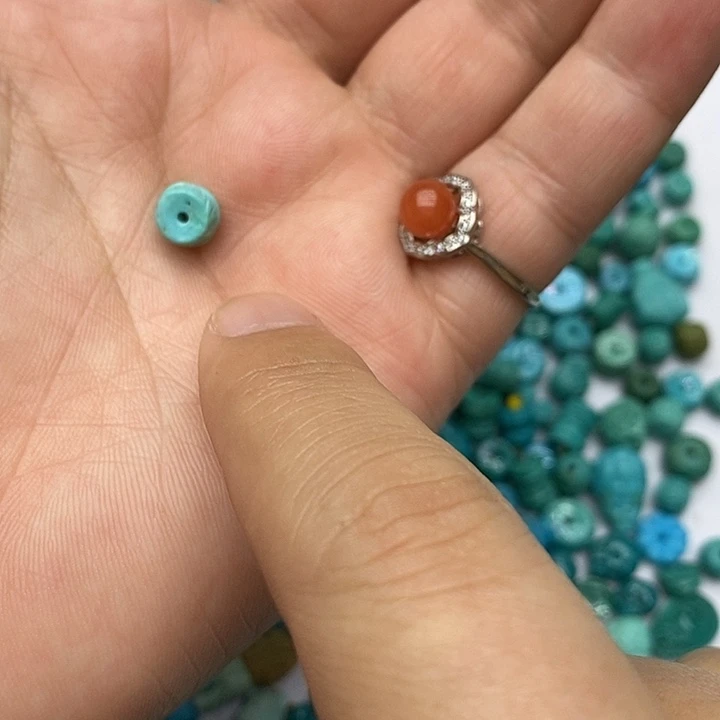 南红玛瑙未镶嵌珠宝奇石