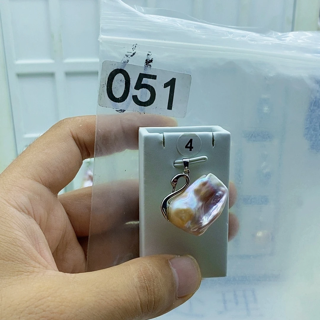 颈饰合金淡水珍珠
