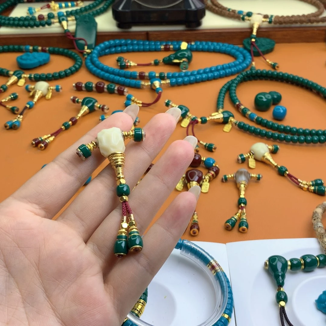 琉璃手工艺品嘟****?尺寸直径10